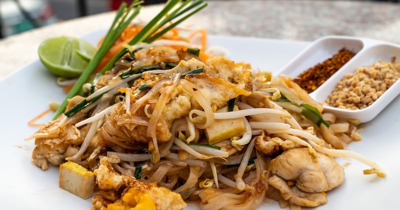 Pad thaï thaïlandais : la recette facile à reproduire chez vous